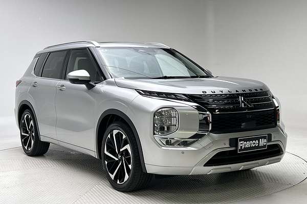 2022 Mitsubishi Outlander Exceed ZM