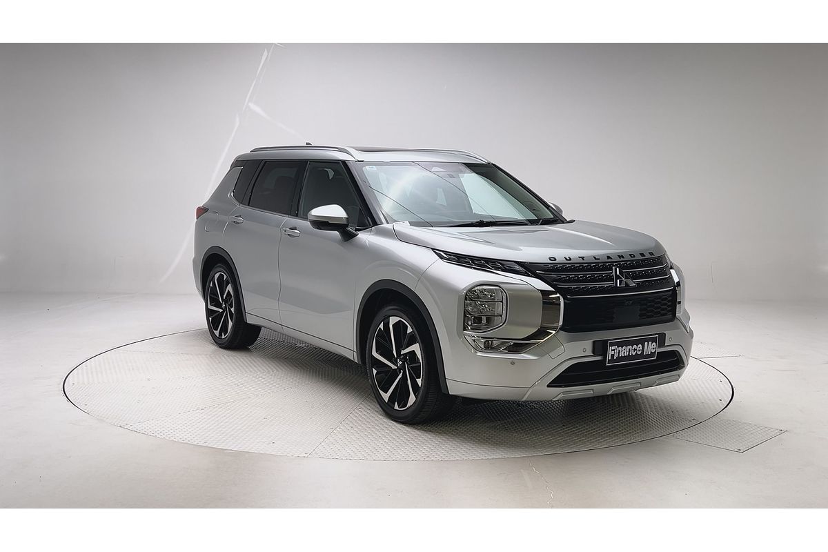 2022 Mitsubishi Outlander Exceed ZM
