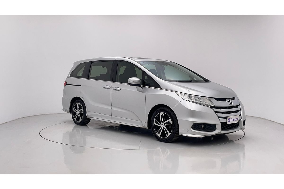 2015 Honda Odyssey VTi-L 5th Gen