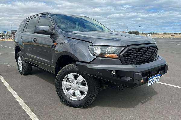2017 Ford Everest Ambiente UA 3.2L