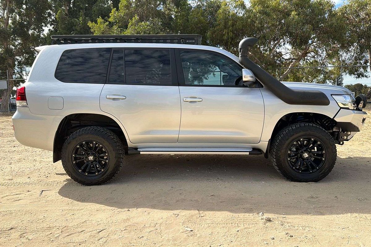 2021 Toyota Landcruiser GXL VDJ200R