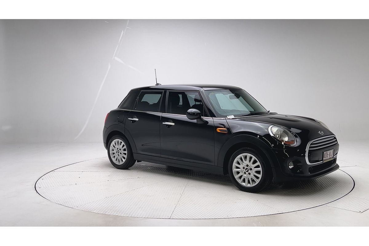 2015 MINI Hatch Cooper F55