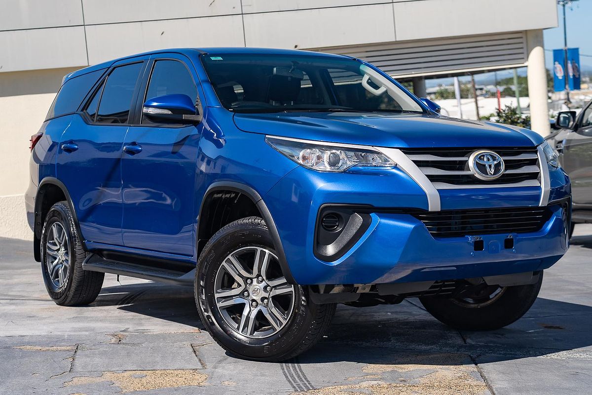 2015 Toyota Fortuner GX GUN156R