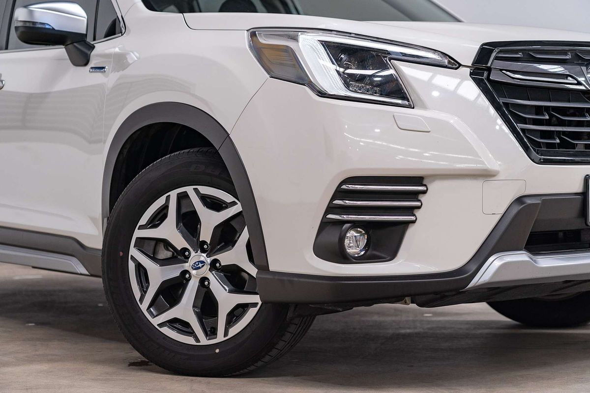 2023 Subaru Forester Hybrid L S5