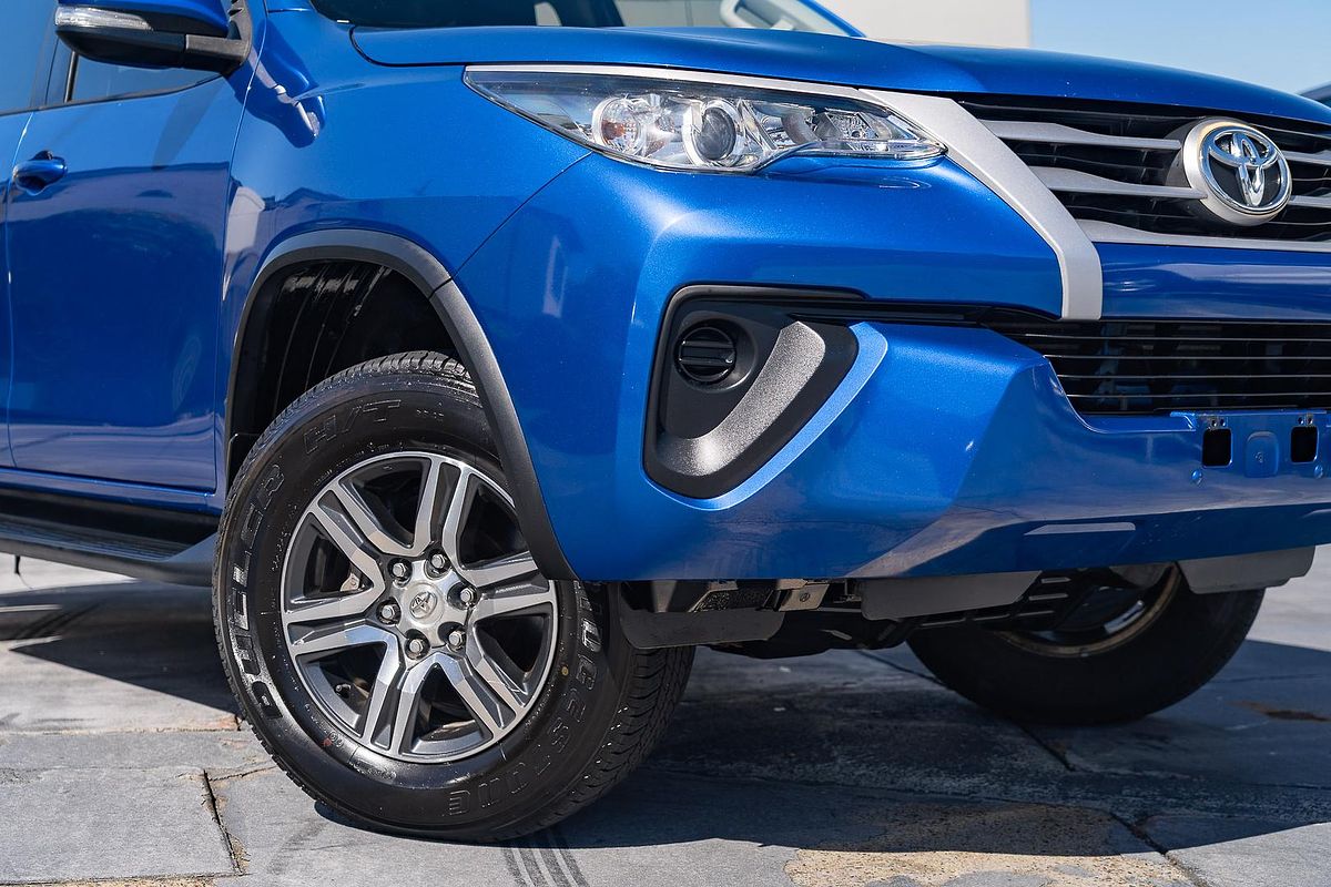 2015 Toyota Fortuner GX GUN156R