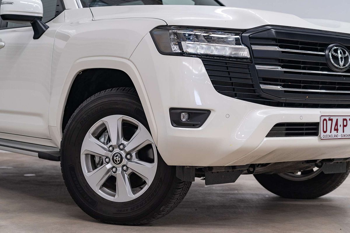 2024 Toyota Landcruiser GXL FJA300R