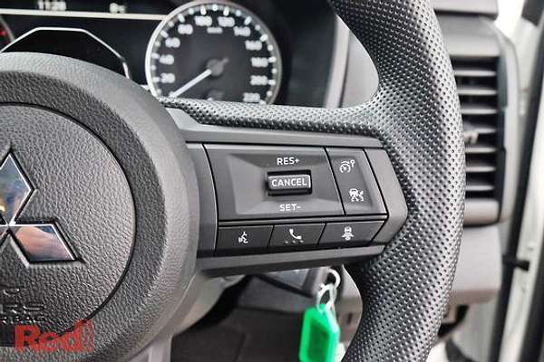 2026 Mitsubishi Triton GLX+ MV 4X4 thumb-11