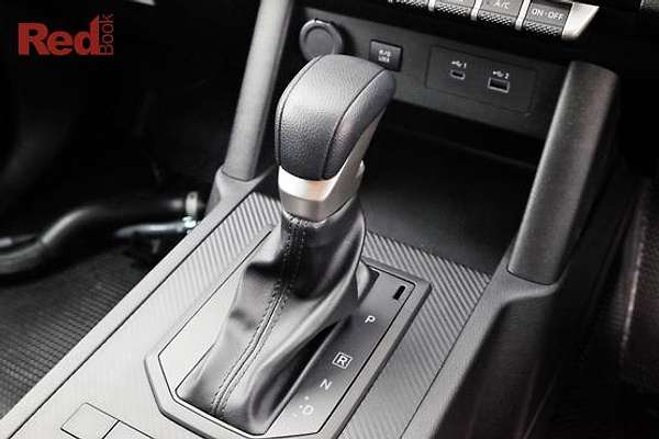 2026 Mitsubishi Triton GLX+ MV 4X4 thumb-12