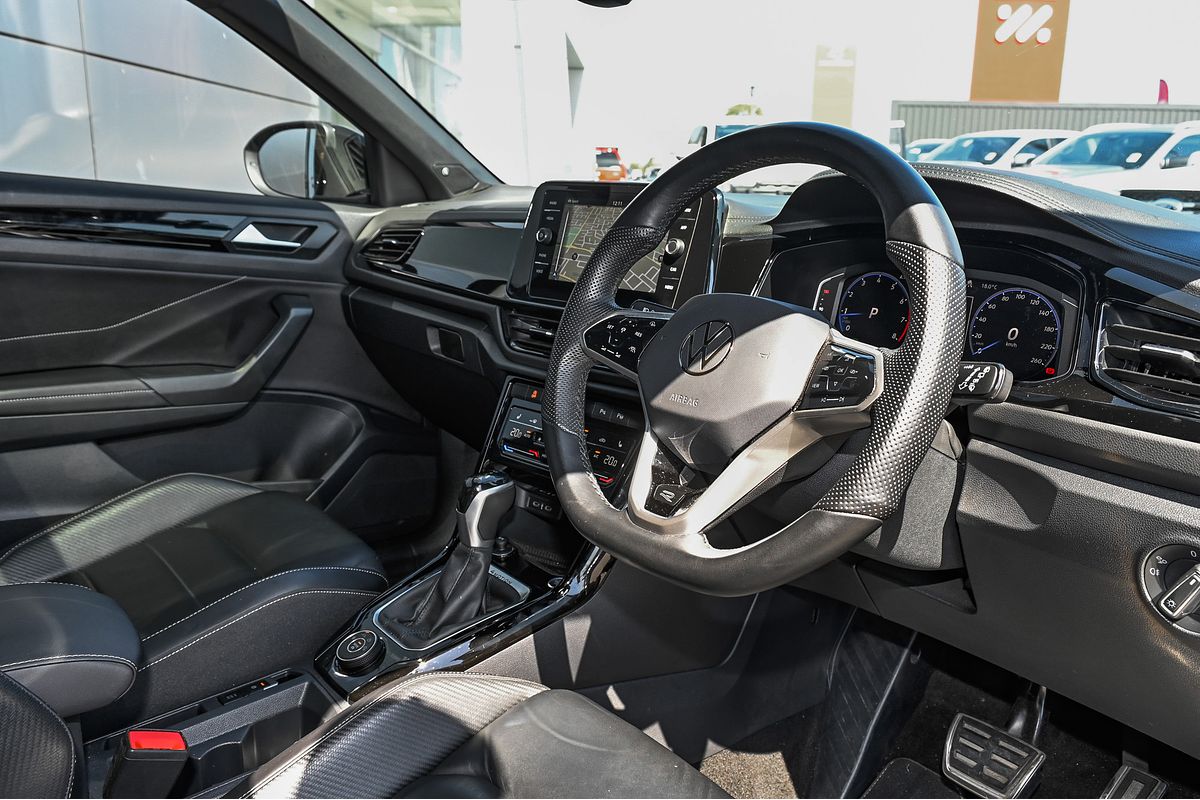 2022 Volkswagen T-Roc 140TSI R-Line D11