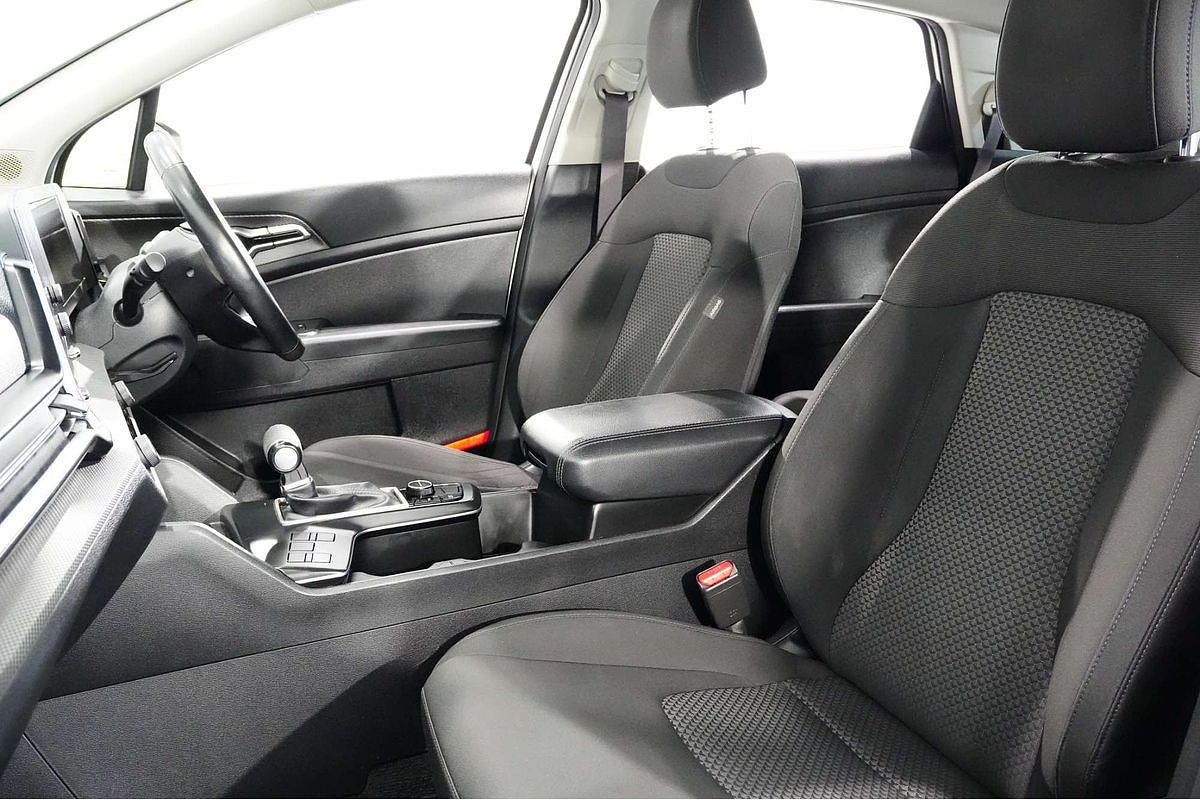 2021 Kia Sportage S NQ5