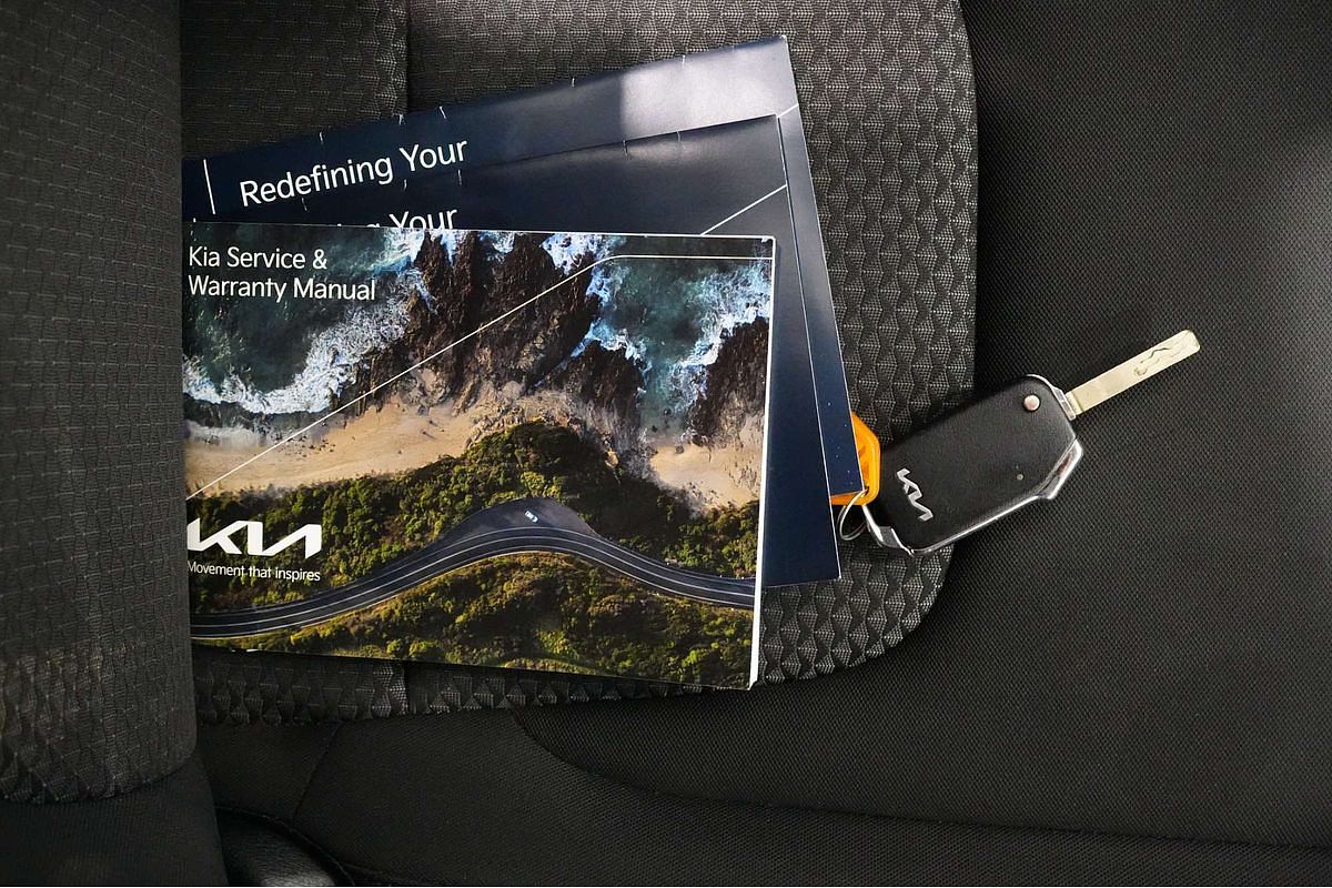 2021 Kia Sportage S NQ5