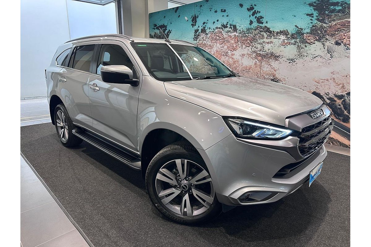 2024 Isuzu MU-X LS-T