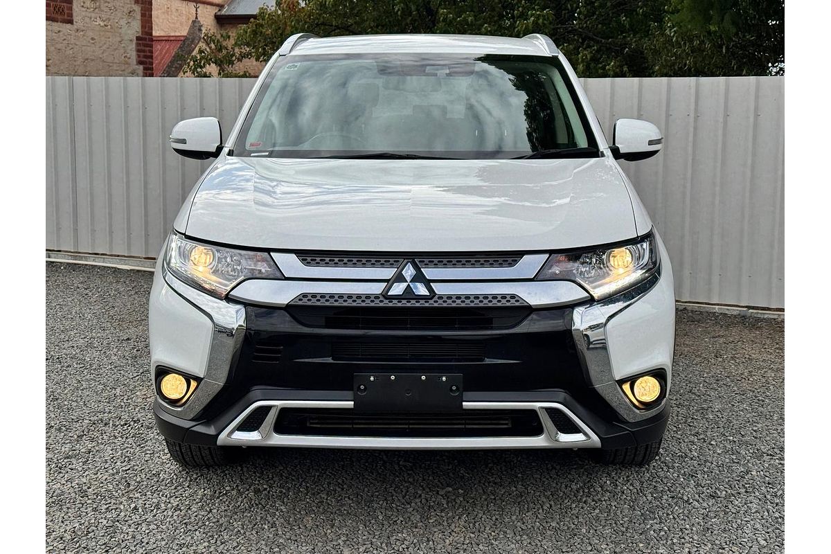 2021 Mitsubishi Outlander LS ZL