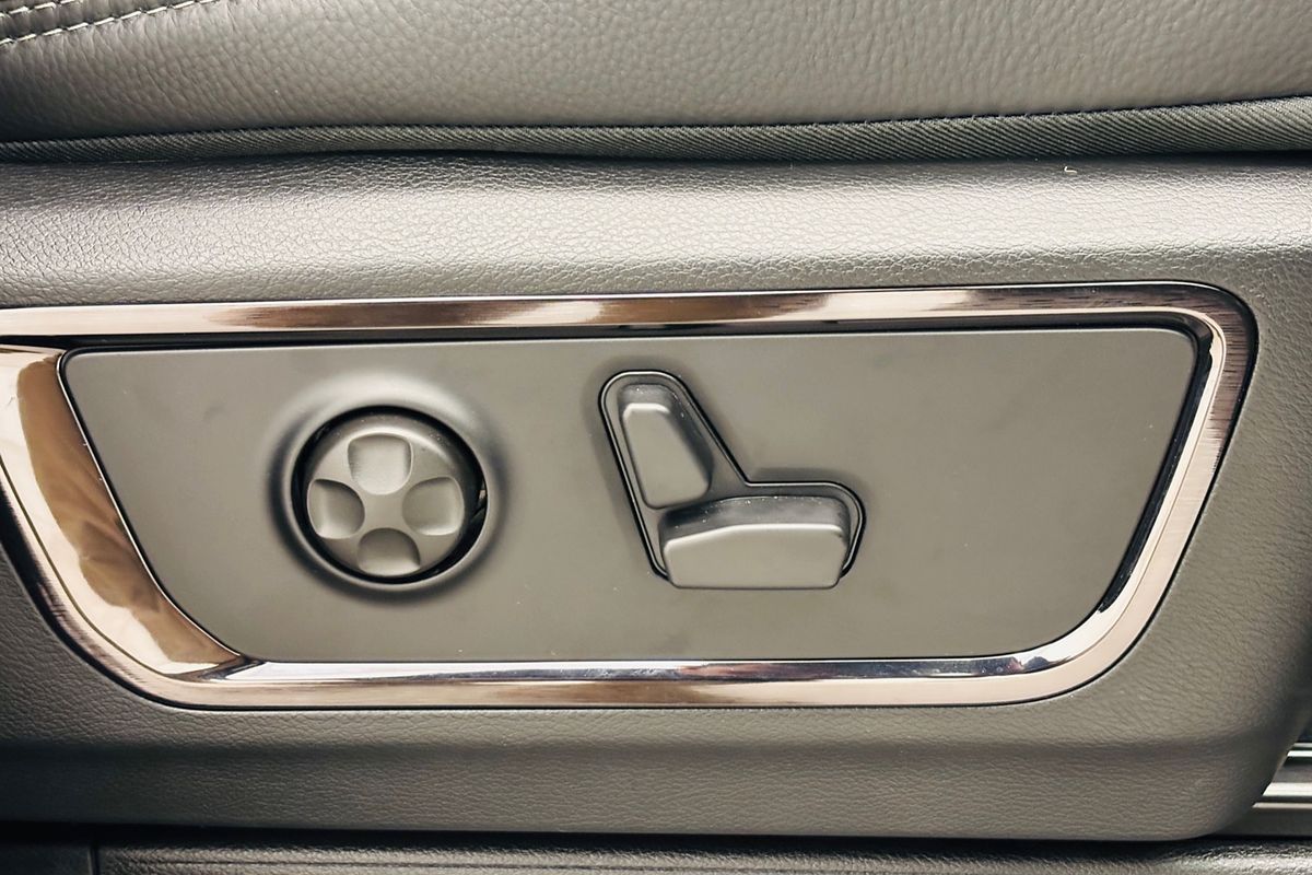 2026  Ram Trucks  Limited  RamBox HO