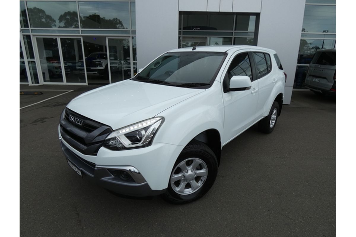 2020 Isuzu MU-X LS-M