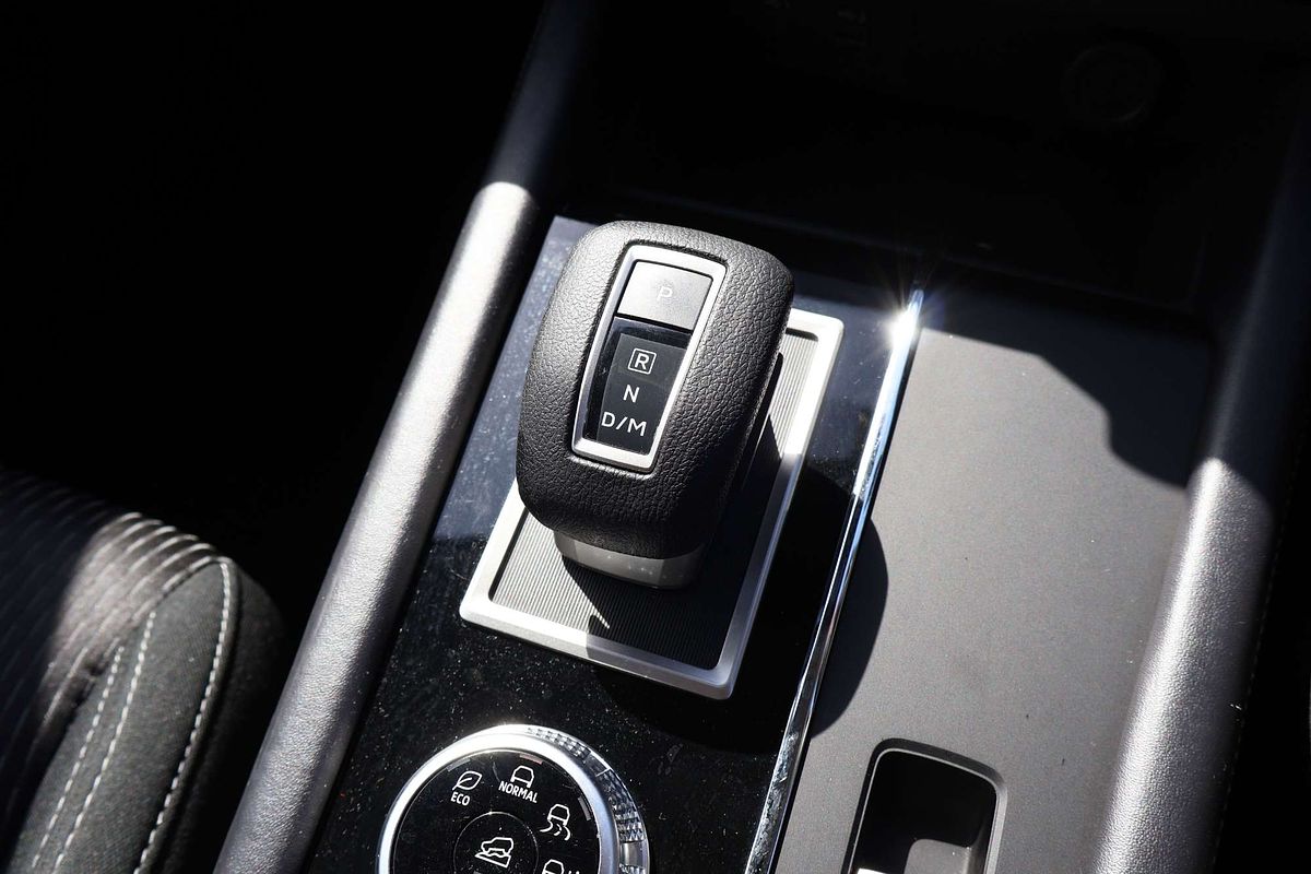 2024 Mitsubishi Outlander ES ZM