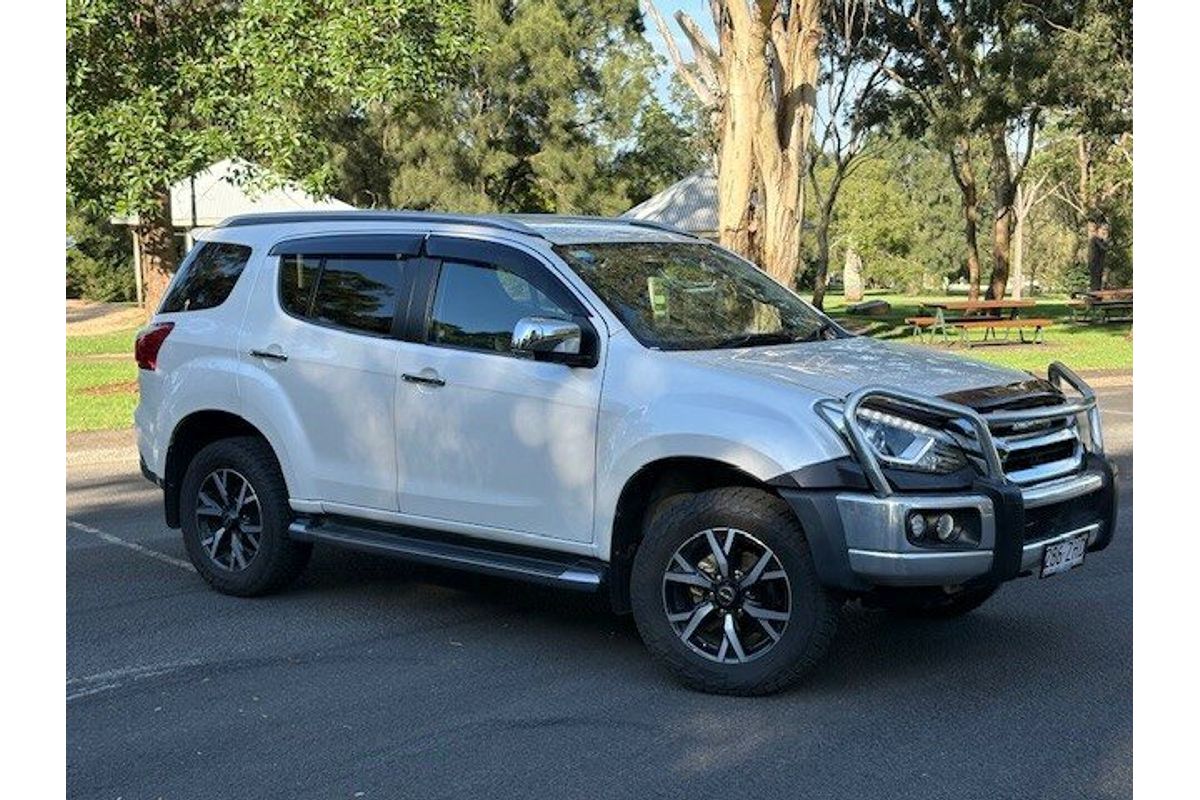 2019 Isuzu MU-X LS-T