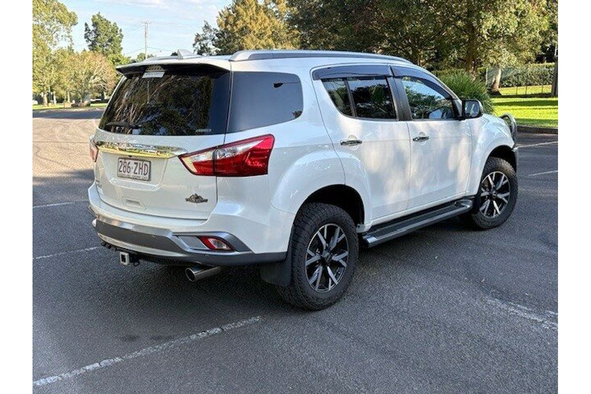 2019 Isuzu MU-X LS-T