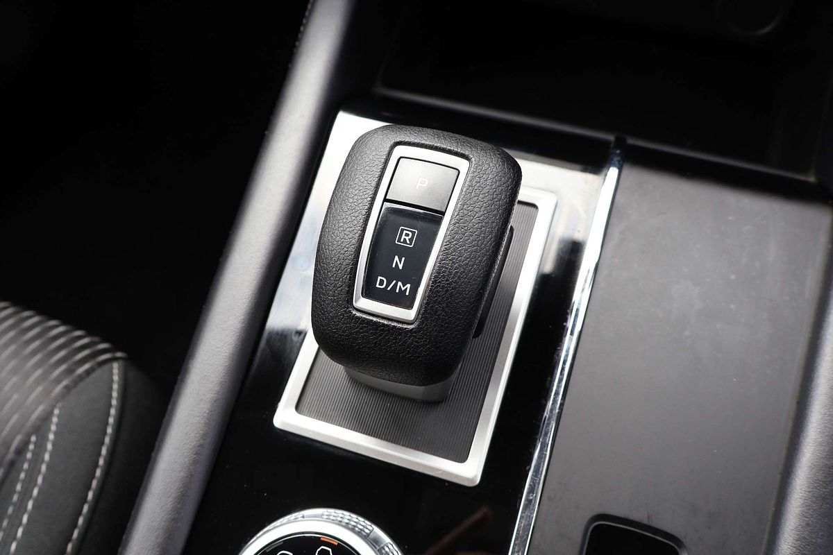 2024 Mitsubishi Outlander ES ZM