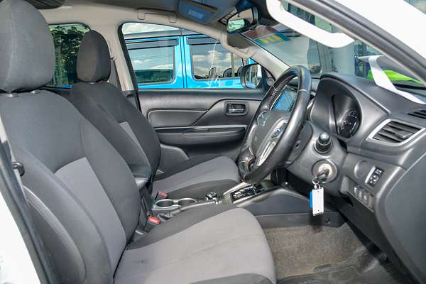 2021 Mitsubishi Triton GLX-R MR 4X4 thumb-9