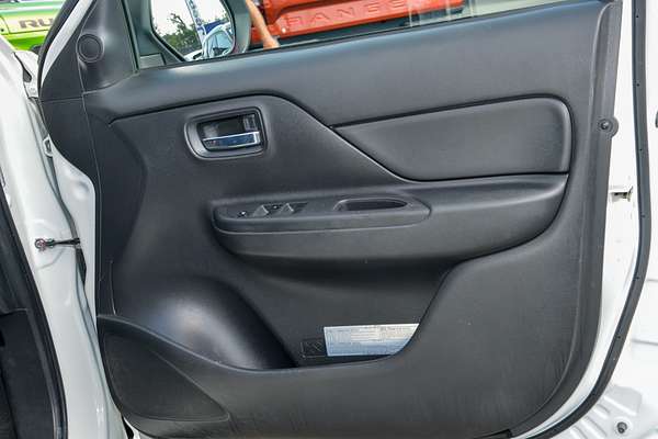 2021 Mitsubishi Triton GLX-R MR 4X4 thumb-15