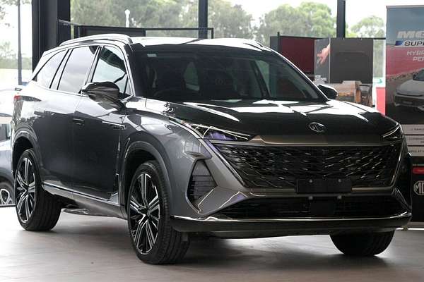 2025 MG QS Essence IS31