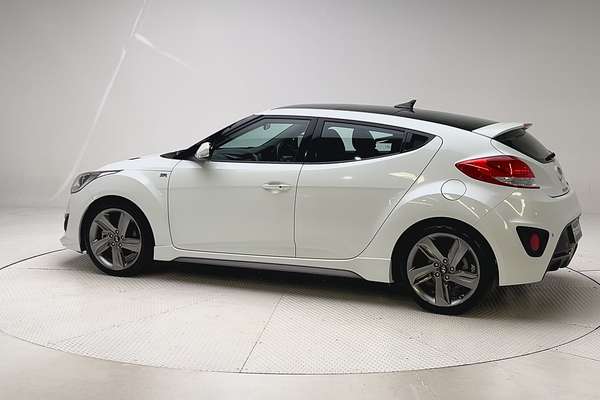 2014 Hyundai Veloster SR Turbo FS3 thumb-5