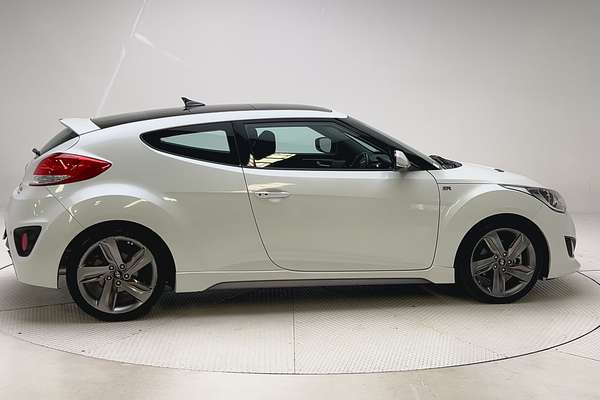 2014 Hyundai Veloster SR Turbo FS3 thumb-8
