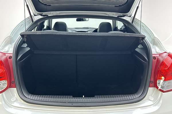 2014 Hyundai Veloster SR Turbo FS3 thumb-20