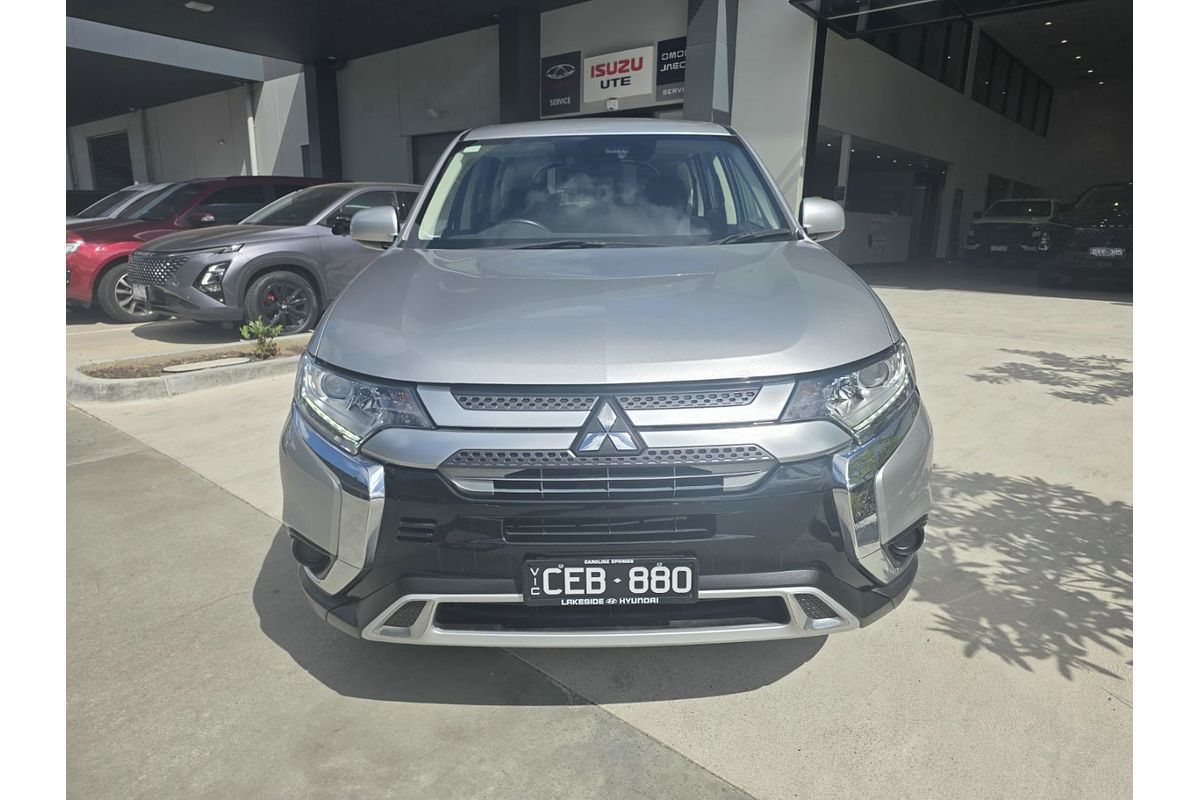 2021 Mitsubishi Outlander ES ZL