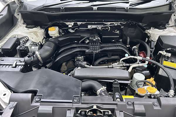 2024 Subaru Forester 2.5i S5 thumb-10