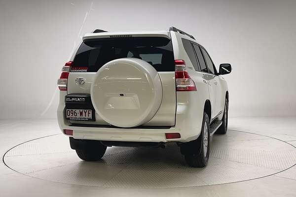 2016 Toyota Landcruiser Prado VX GDJ150R thumb-1