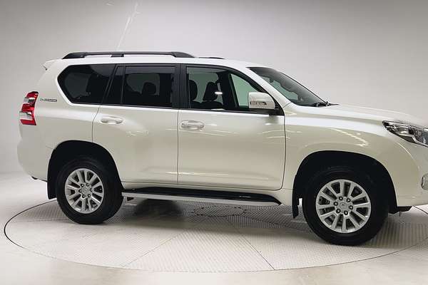 2016 Toyota Landcruiser Prado VX GDJ150R thumb-3