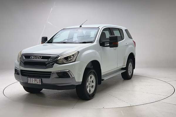 2017 Isuzu MU-X LS-M thumb-5