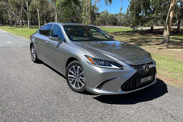 2025 Lexus ES ES300h Luxury AXZH10R