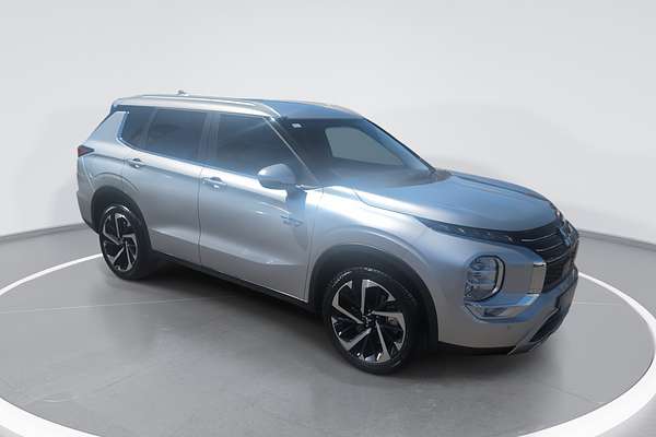 2025 Mitsubishi Outlander PHEV Aspire ZM