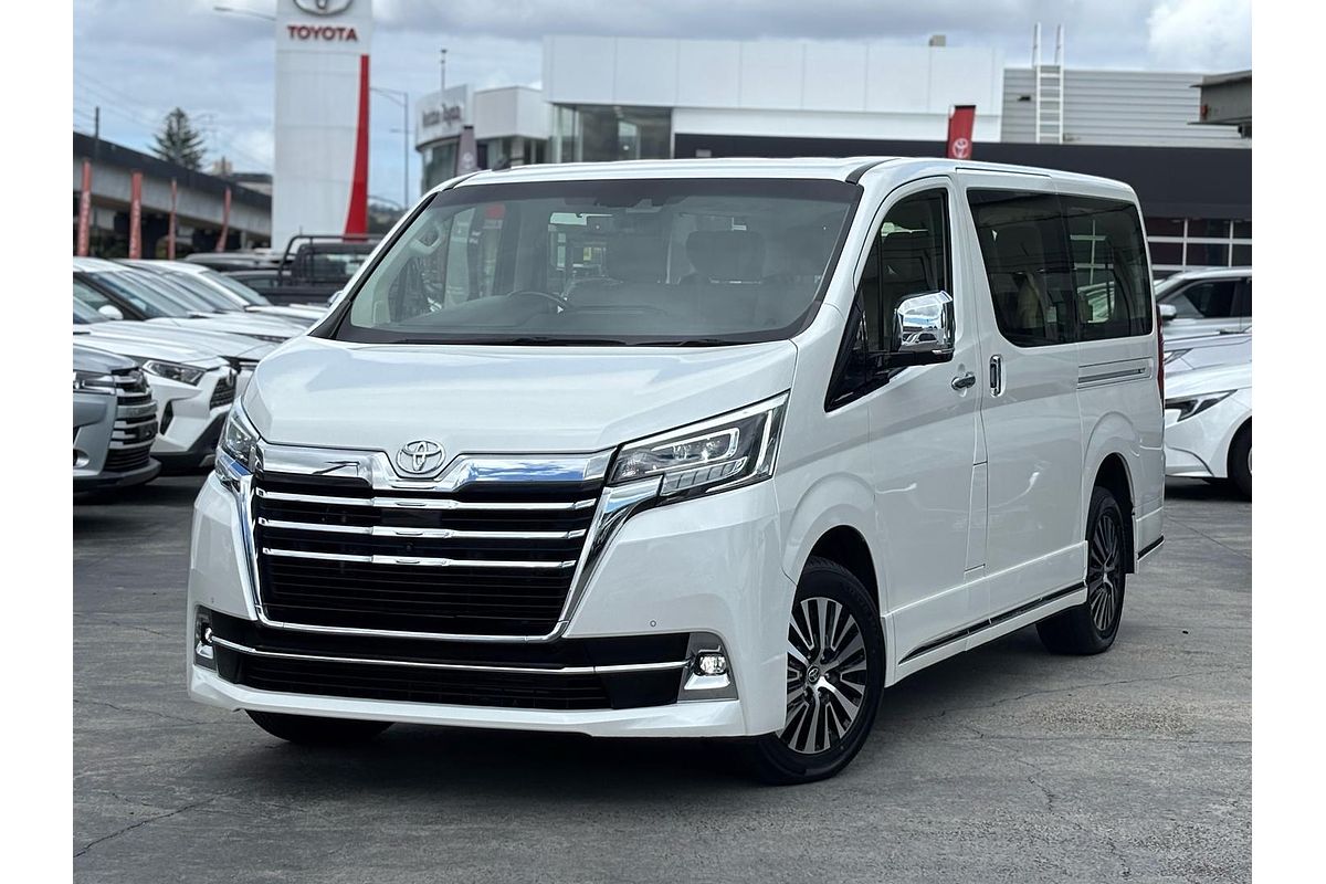 2021 Toyota Granvia VX GDH303R