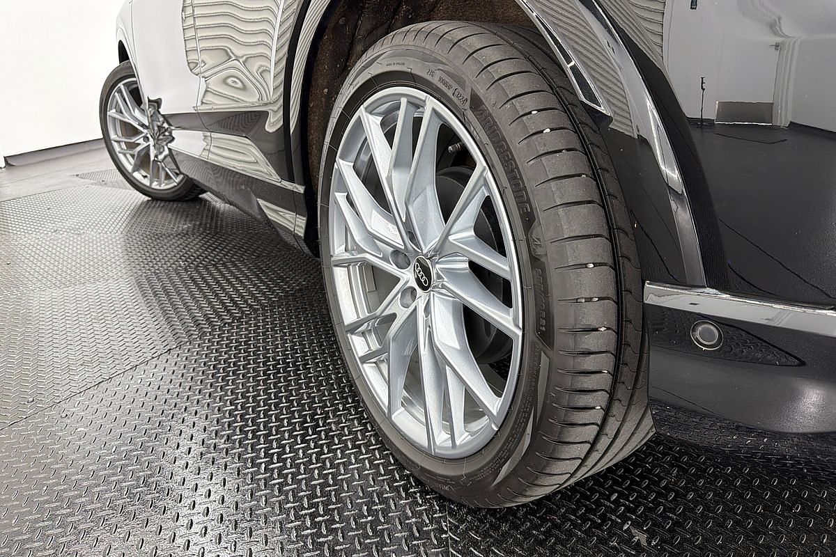 2024 Audi Q4 e-tron 55 F4