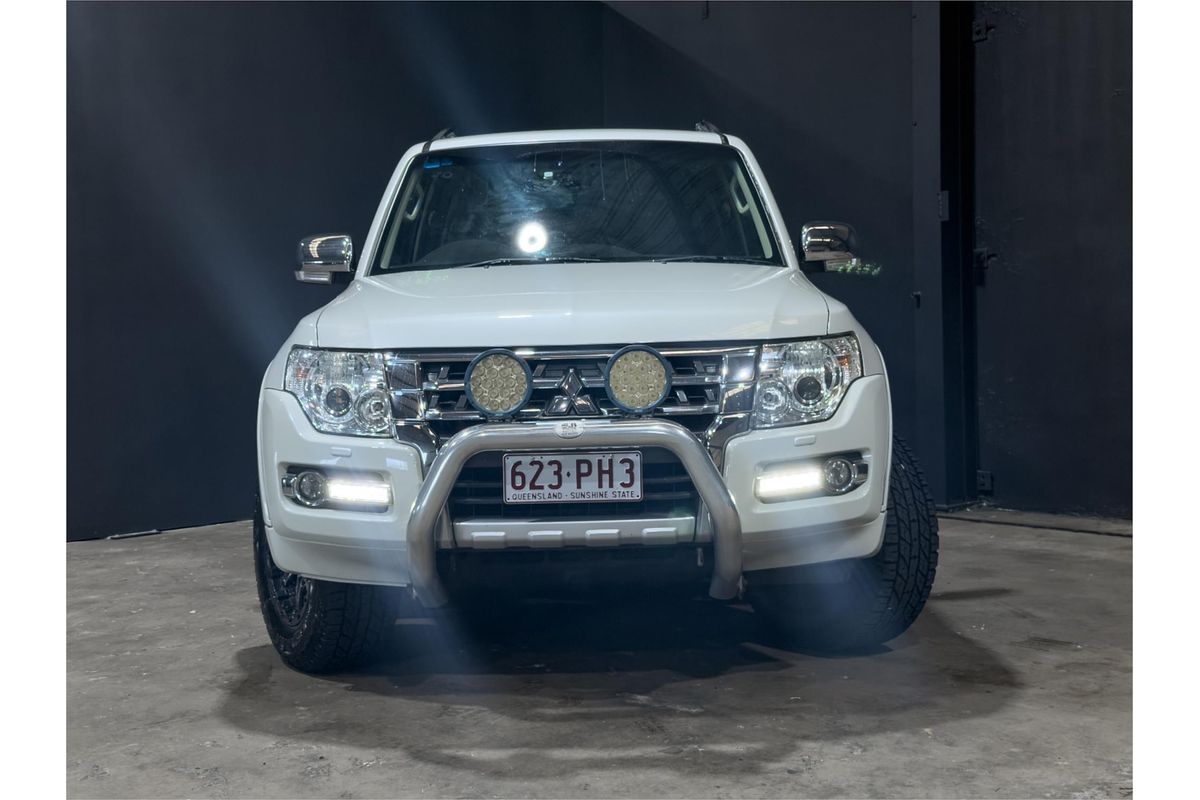 2015 Mitsubishi Pajero GLS NX