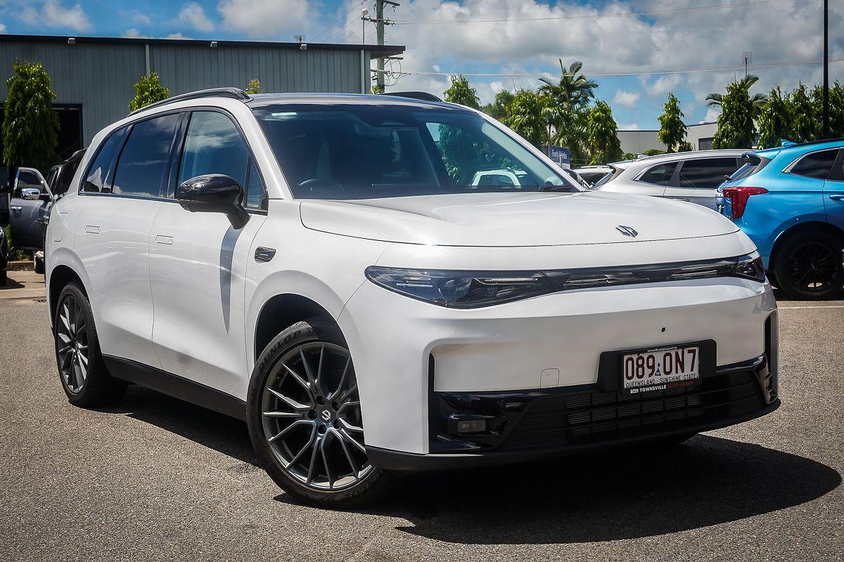 2025 Leapmotor C10 REEV Ultra Hybrid Design B11