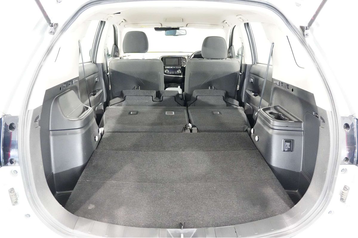 2018 Mitsubishi Outlander ES ADAS ZL