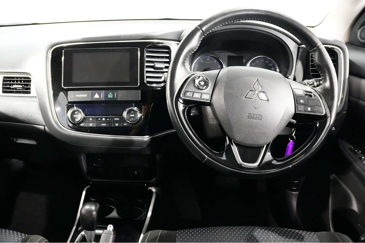 2018 Mitsubishi Outlander ES ADAS ZL