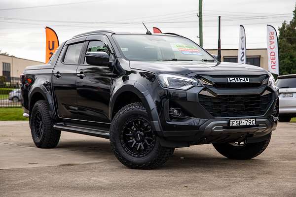 2025 Isuzu D-MAX X-TERRAIN 4X4