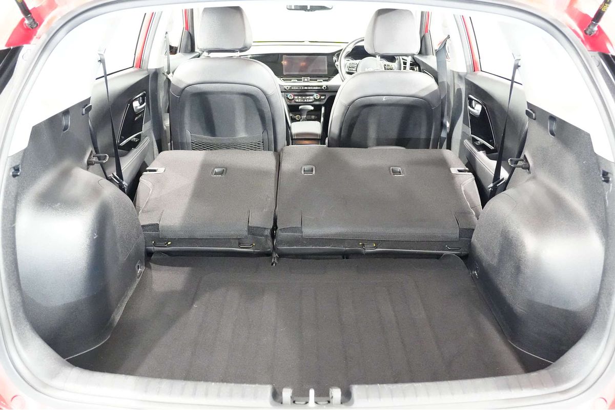 2021 Kia Niro Hybrid Sport DE