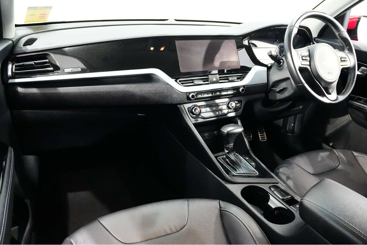 2021 Kia Niro Hybrid Sport DE