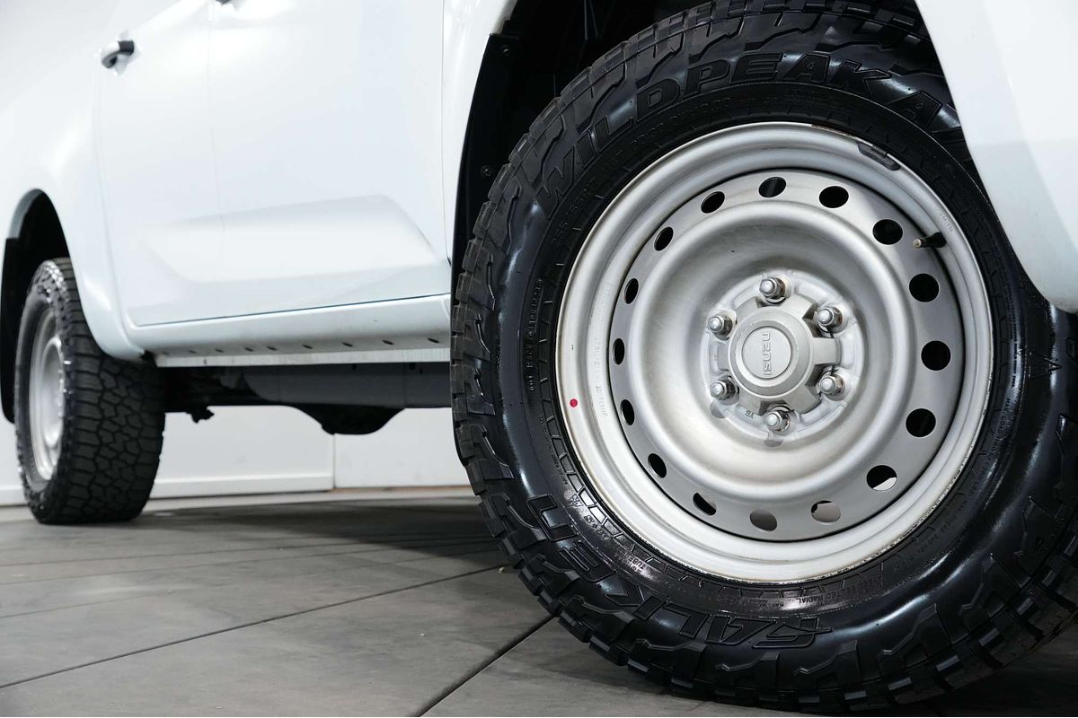 2022 Isuzu D-MAX SX High Ride Rear Wheel Drive
