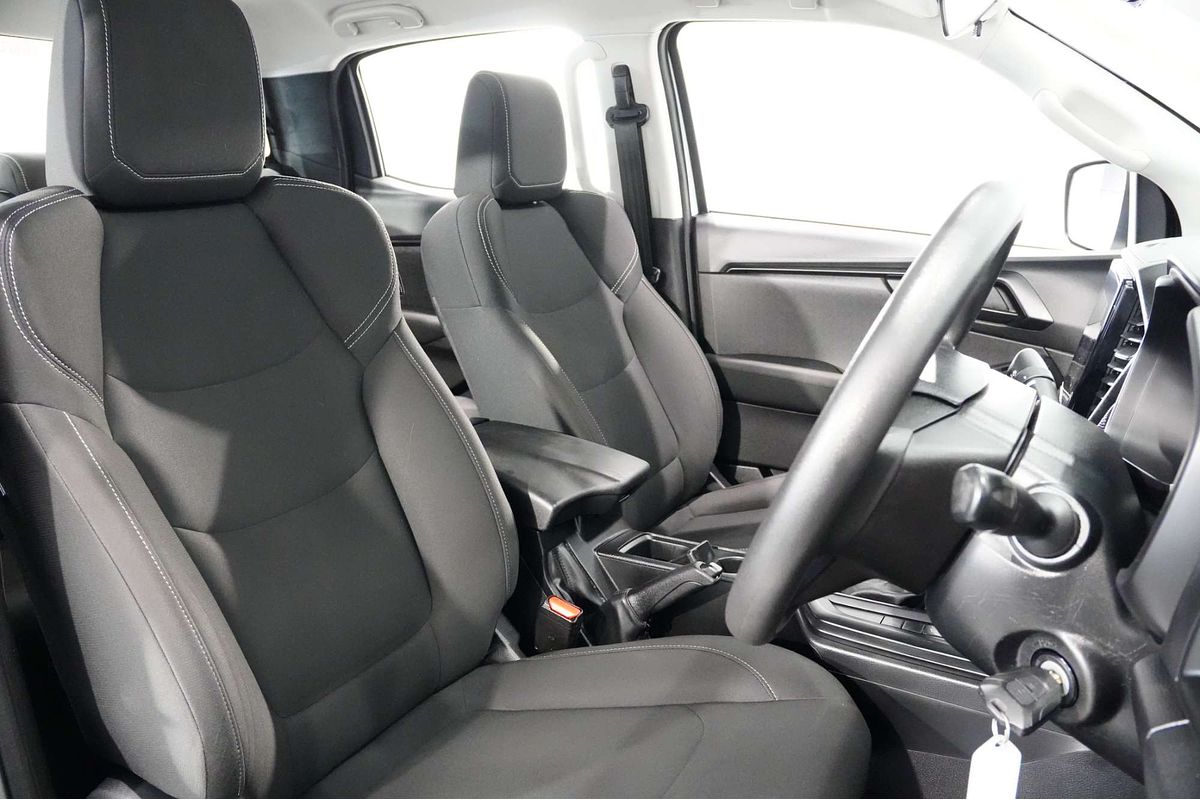 2022 Isuzu D-MAX SX High Ride Rear Wheel Drive