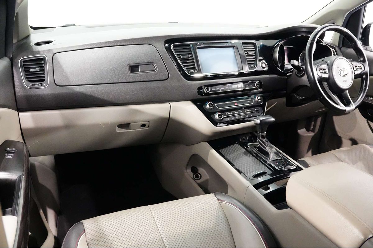 2018 Kia Carnival Platinum YP