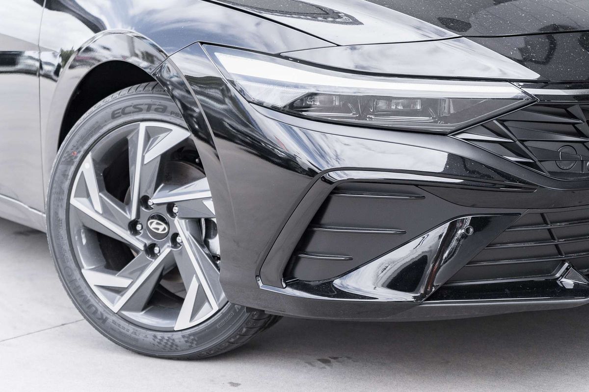 2025 Hyundai i30 Premium CN7.V4