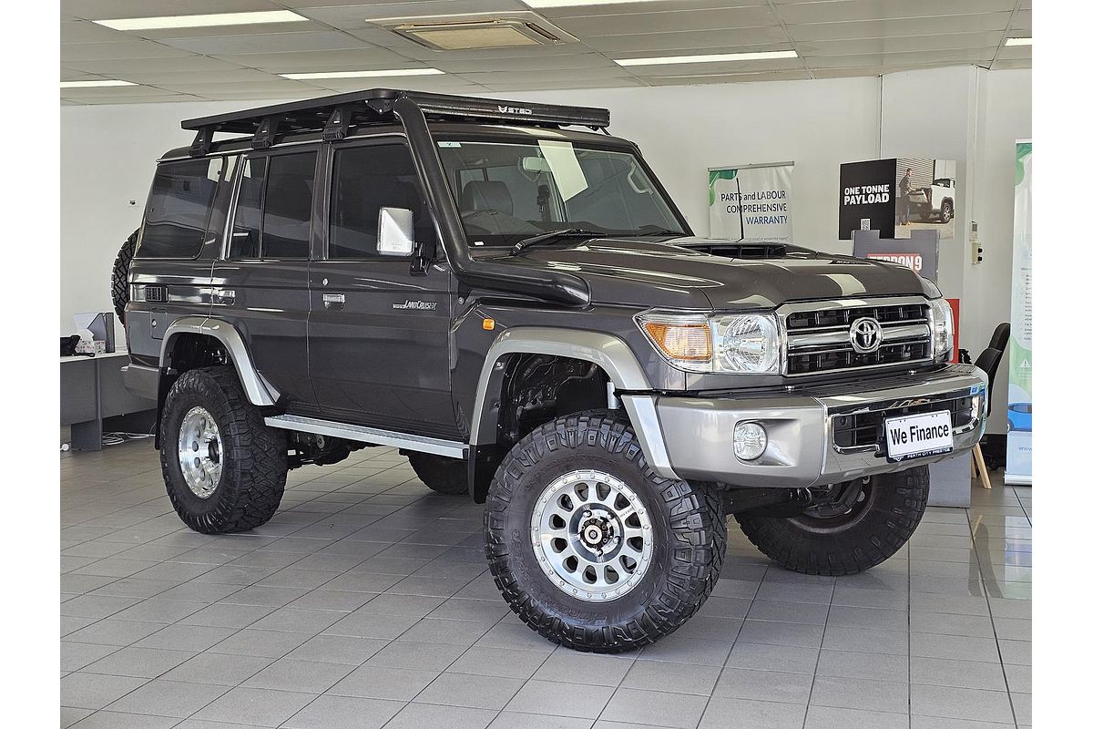 2021 Toyota Landcruiser GXL VDJ76R
